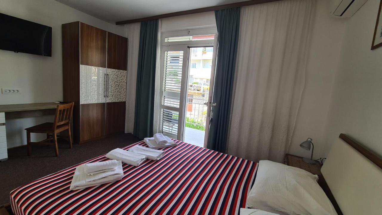 Studio Apartment Boksic Mlini Exterior photo